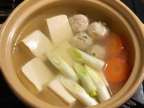 鶏団子入り湯豆腐〜♪